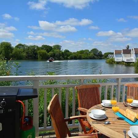 Mallard Lodge Cirencester Luaran gambar